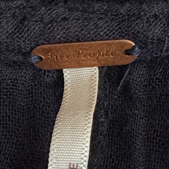 FREE PEOPLE FP Black Jumpsuit Size S Wooden Buttons Boho Overalls Relaxed Fit - Picture 4 of 6